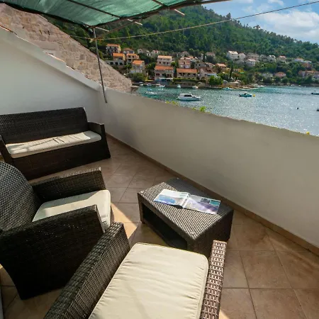 Repak By Interhome Nyaraló *